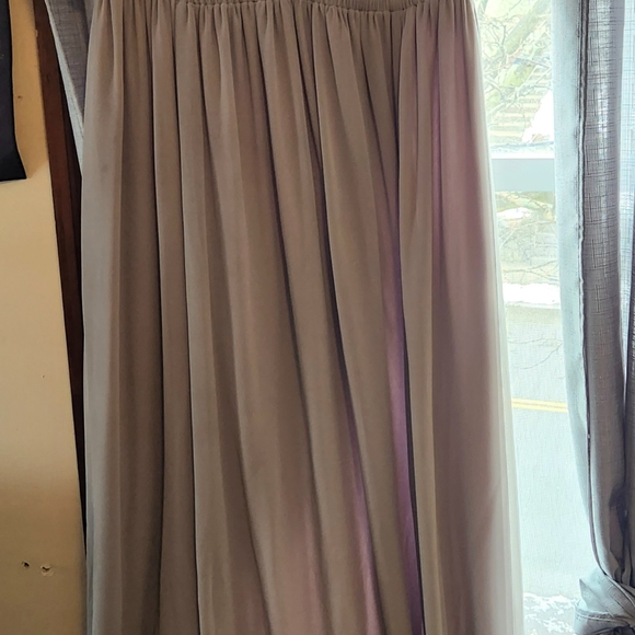 Show Me Your Mumu Maxi Dress, Blush color, Well-made, 1x size. - Picture 4 of 5